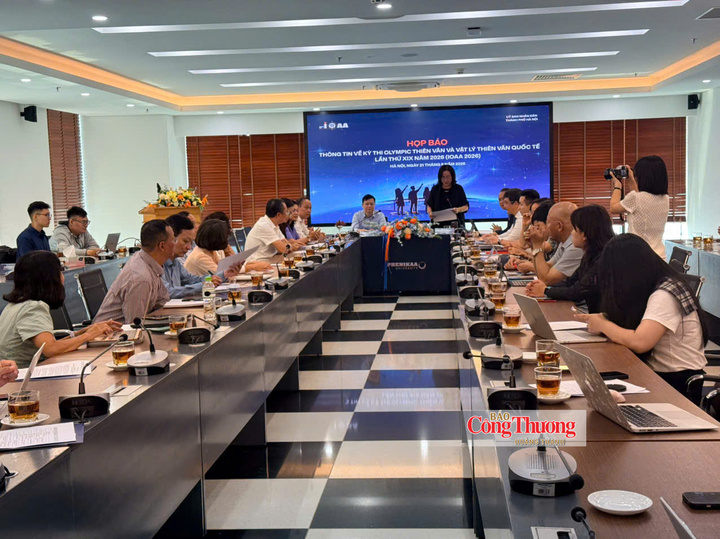 Toàn cảnh họp báo thông tin về Kỳ thi Olympic Thiên văn và Vật lý thiên văn quốc tế lần thứ XIX.