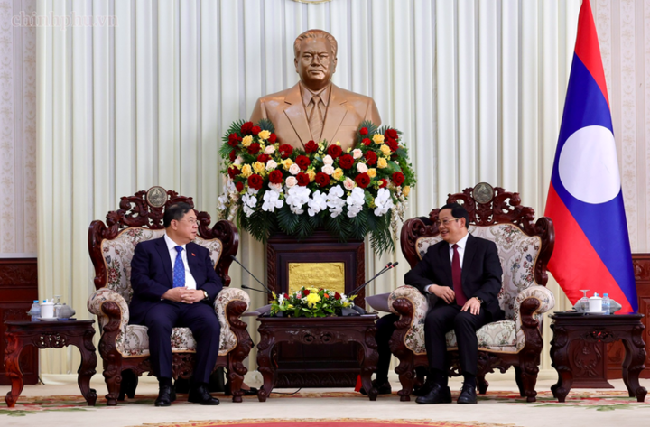 Phó Thủ tướng Thường trực Phạm Gia Túc và Thủ tướng Lào Sonexay Siphandone - Ảnh: chinhphu.vn/Phương Nguyên