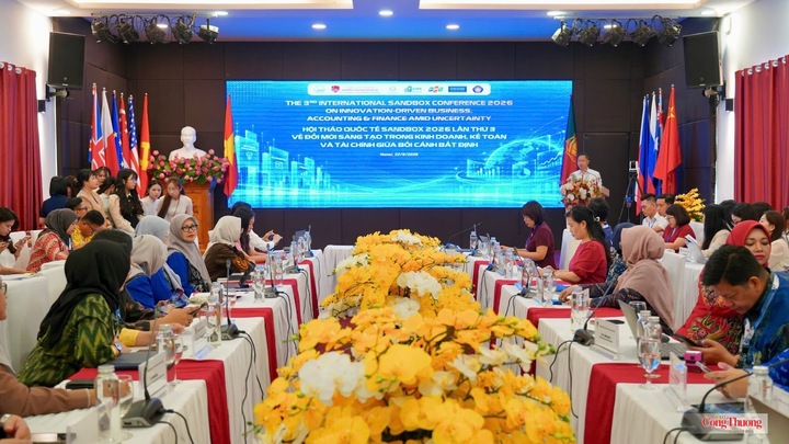 Toàn cảnh hội thảo
