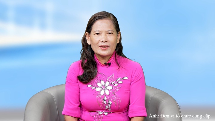 Bà Trần Thị Thúy, Giám đốc Hợp tác xã Lộc Thúy Quỳnh Farm.