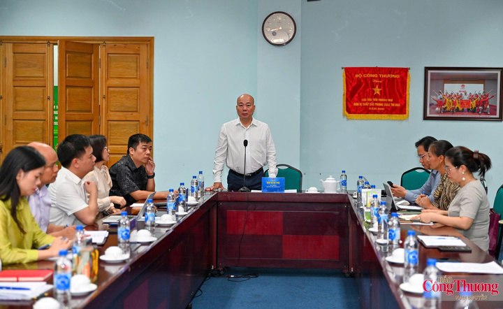 Toàn cảnh Hội nghị giao ban Xúc tiến thương mại với Hệ thống Thương vụ Việt Nam tại nước ngoài tháng 9/2026.