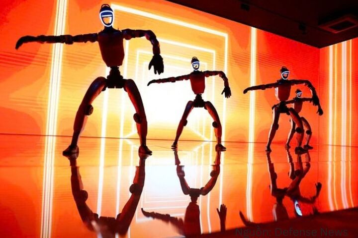 Các thiết kế robot dạng người của Nhật Bản. Nguồn: Defense News
