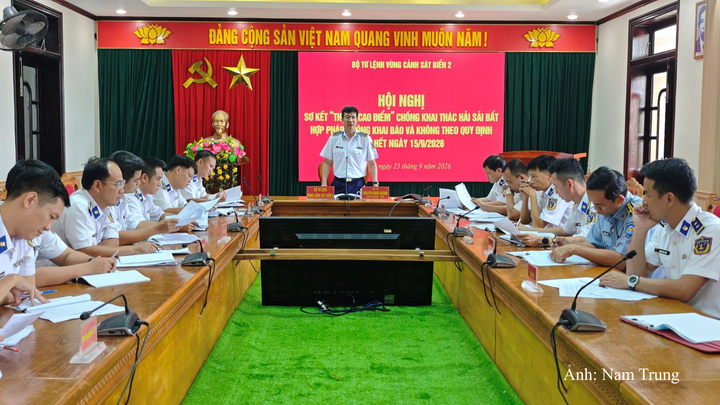 Bộ Tư lệnh Vùng Cảnh sát biển 2 tổ chức Hội nghị sơ kết “Tháng cao điểm” chống khai thác hải sản bất hợp pháp, không báo cáo và không theo quy định (IUU).