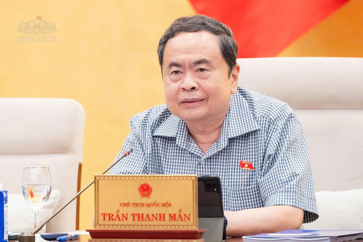 Chủ tịch Quốc hội Trần Thanh Mẫn cho ý kiến hoàn thiện dự án Luật. Ảnh: Vũ Hiếu