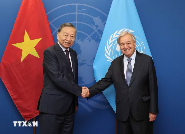 Tổng Bí thư, Chủ tịch nước Tô Lâm gặp Tổng Thư ký Liên hợp quốc António Guterres. Ảnh: Thống Nhất/TTXVN
