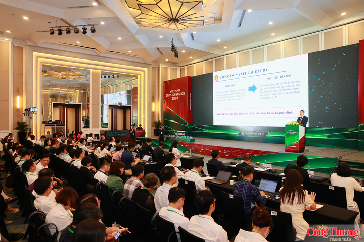 Quang cảnh sự kiện.