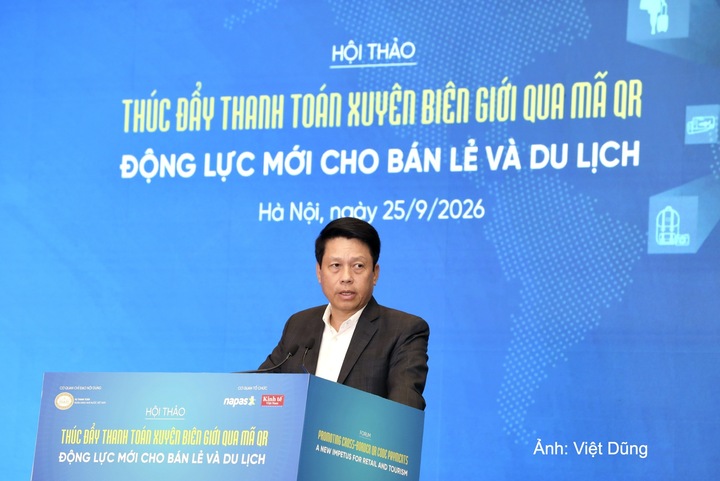 Phó Thống đốc Ngân hàng Nhà nước Phạm Tiến Dũng phát biểu tại hội thảo.