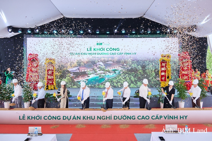 Lãnh đạo tỉnh Khánh Hòa và tập đoàn BIM tiến hành nghi thức khởi công