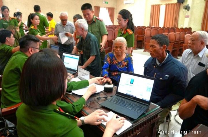 Lực lượng công an Nghệ An triển khai cao điểm thu nhận mẫu ADN thân nhân liệt sĩ, góp phần xây dựng ngân hàng dữ liệu phục vụ xác định danh tính hài cốt liệt sĩ chưa rõ thông tin.