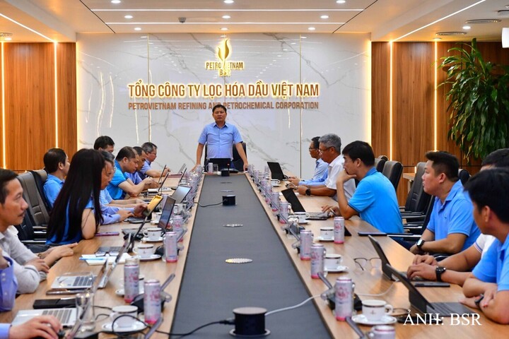 Hội nghị Ban Chỉ đạo Đề án Văn hóa doanh nghiệp BSR do Chủ tịch HĐQT Bùi Ngọc Dương chủ trì. Ảnh: BSR