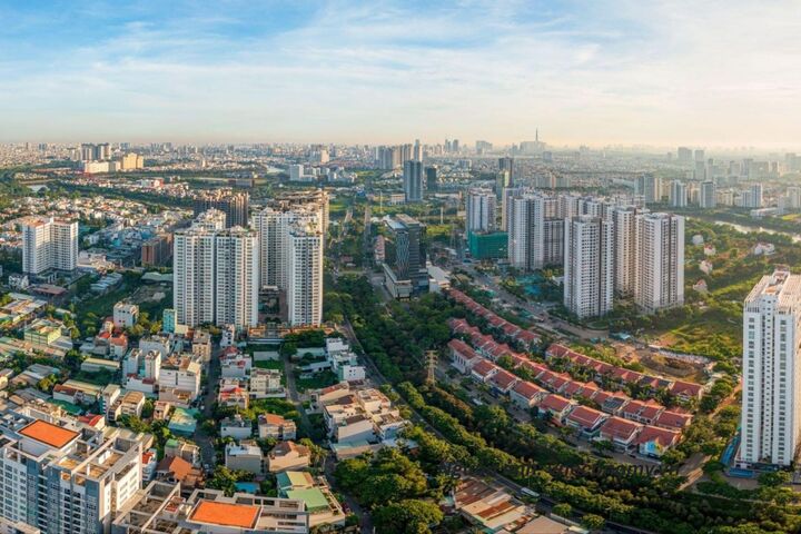 Giá đất thường được quyết định bởi kỳ vọng về tương lai nhiều hơn hiện tại, vì vậy, cơ chế định giá phải đủ linh hoạt.