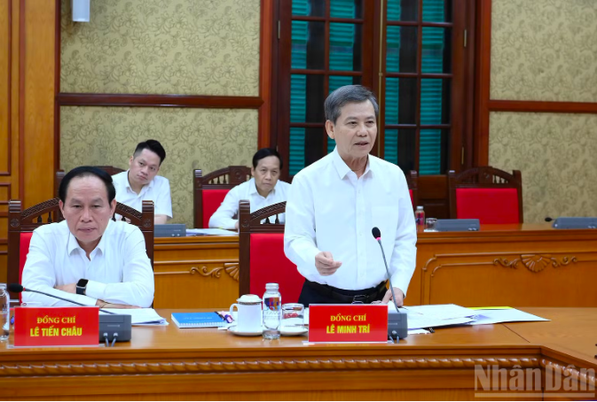Đồng chí Lê Minh Trí, Ủy viên Bộ Chính trị, Bí thư Trung ương Đảng, Trưởng Ban Nội chính Trung ương phát biểu tại cuộc làm việc. (Ảnh: ĐĂNG KHOA)