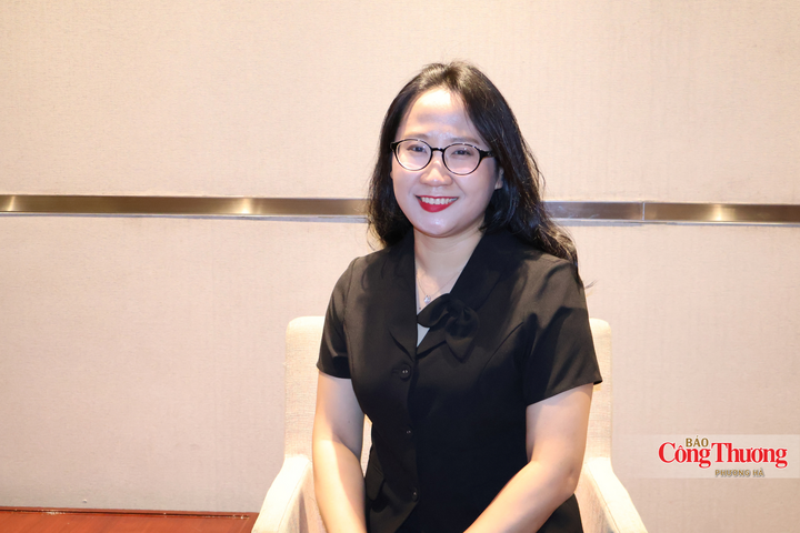 TS. Vũ Hương Giang - Trưởng Bộ môn Quản trị Du lịch Khách sạn, Khoa Du lịch, Trường Đại học Mở Hà Nội.