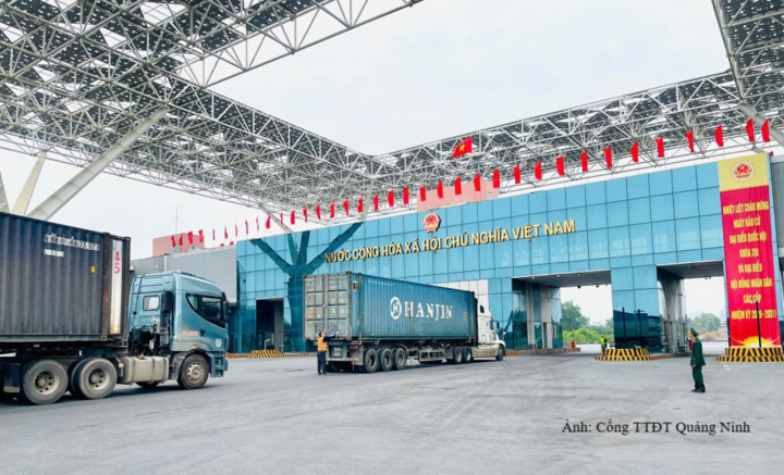 Xuất nhập khẩu Quảng Ninh tiếp tục tăng trưởng tích cực trong 9 tháng.