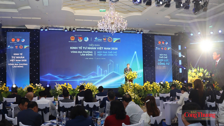 Toàn cảnh phiên đối thoại.