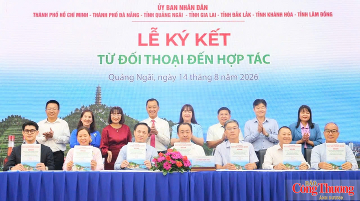 Ngoài việc tạo môi trường thuận lợi thì tăng cường xúc tiến thương mại, hỗ trợ cho các doanh nghiệp có thêm nhiều cơ hội kết nối cũng là một giải pháp cần được chú trọng