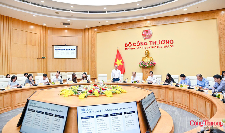 Phiên họp đầu tiên nhưng sẽ đặt nền móng cho toàn bộ quá trình tổ chức thực hiện Chương trình trong cả giai đoạn 2026 - 2030.