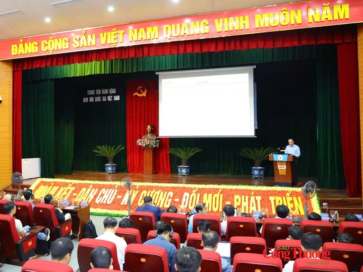 Quang cảnh hội thảo.