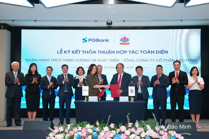 Lễ ký kết đánh dấu bước khởi đầu cho một giai đoạn hợp tác sâu rộng hơn giữa PGBank và Bảo Minh, hướng tới một mối quan hệ lâu dài, thực chất và cùng phát triển.