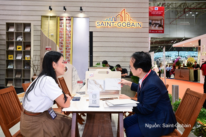 Tại Triển lãm VIBE 2026, Saint-Gobain Việt Nam ra mắt thương hiệu Takira.
