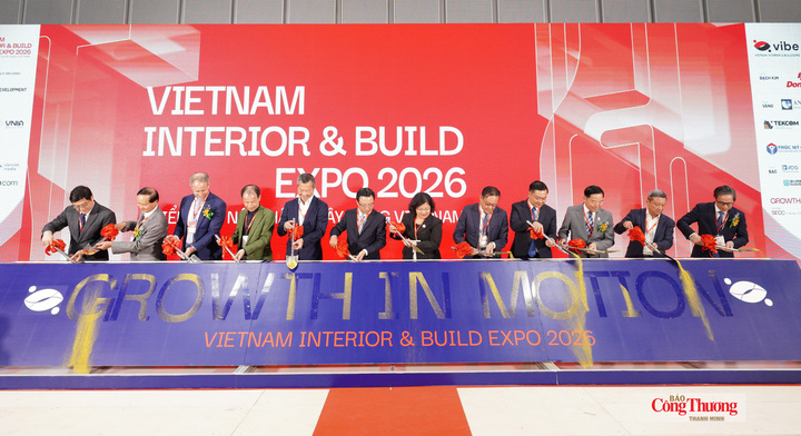 Đại biểu thực hiện nghi thức khai mạc VIBE 2026.