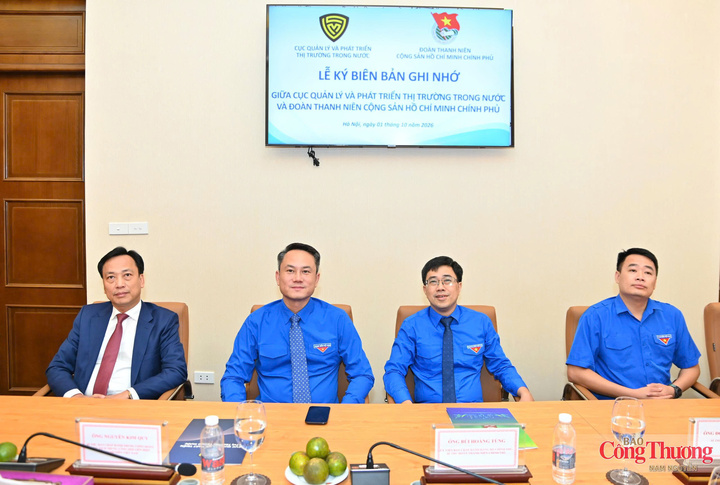 Đoàn Thanh niên Chính phủ đồng hành chương trình 'Sức sống hàng Việt' - 2