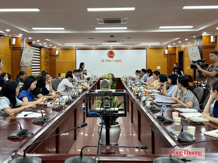 Hội nghị phổ biến quy định mới Nghị định số 349/NĐ-CP và công tác tài chính về xuất xứ hàng hoá năm 2026.