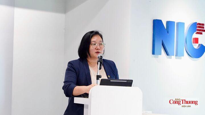 Bà SoYoung Yang, Giám đốc Hợp tác Phát triển bền vững và Năng lượng của SEMI.