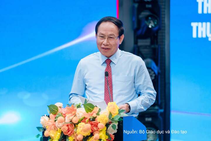 Phó Thủ tướng Chính phủ Lê Tiến Châu phát biểu chỉ đạo hội nghị.
