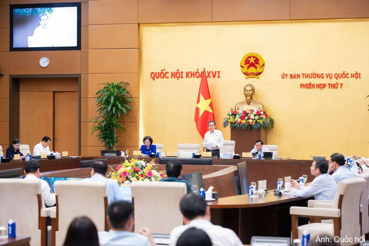 Khai mạc Phiên họp thứ 7 của Ủy ban Thường vụ Quốc hội.