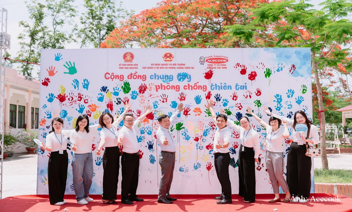 Acecook Việt Nam đồng hành cùng Cục Quản lý đê điều và Phòng chống thiên tai triển khai chuỗi hoạt động tuyên truyền, giáo dục kiến thức cho cộng đồng