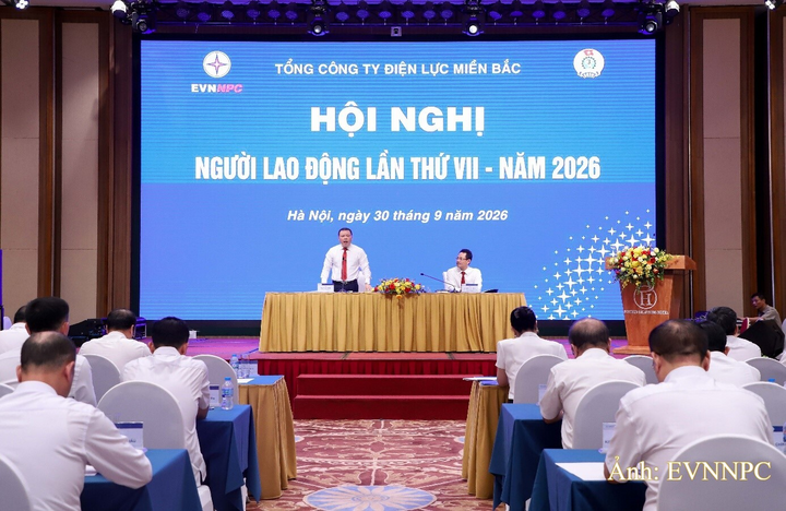 Hội nghị do ông Nguyễn Đức Thiện, Tổng Giám đốc EVNNPC và ông Trần Tuấn Khanh, Chủ tịch Công đoàn Tổng công ty đồng chủ trì.