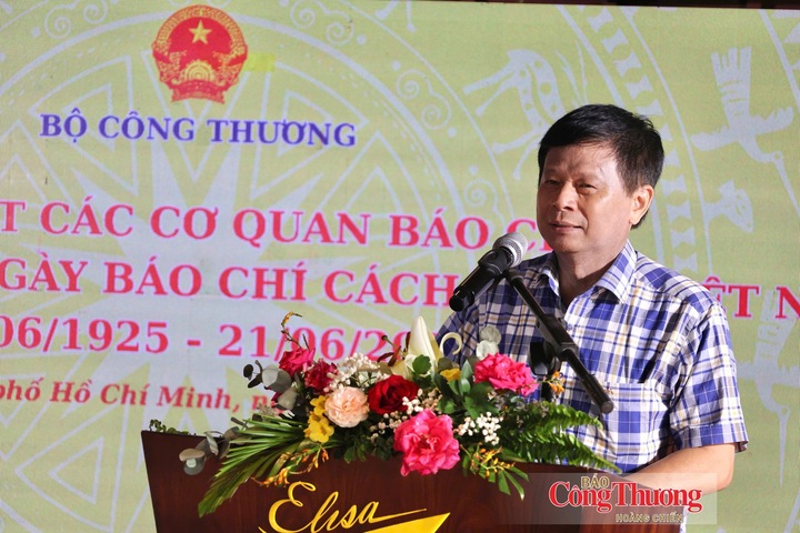 Ông Trần Trọng Dũng, Phó Chủ tịch Hội Nhà báo Việt Nam phụ trách phía Nam