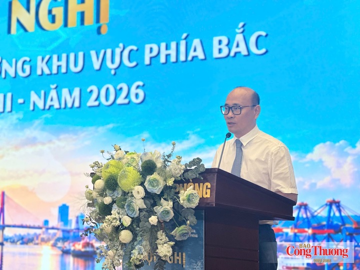 Thứ trưởng Bộ Công Thương Lương Hoàng Thái phát biểu tại hội nghị.