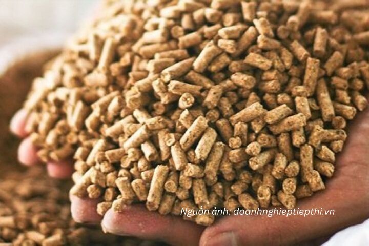 EU ban hành quy định cấp phép một số chế phẩm vi sinh và perlite làm phụ gia thức ăn chăn nuôi cho một số loài động vật.