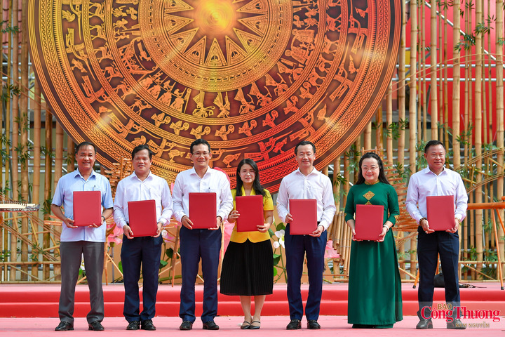 Hoạt động ký kết góp phần tăng cường liên kết giữa các địa phương trong bảo tồn, phát huy giá trị văn hóa các dân tộc Việt Nam.