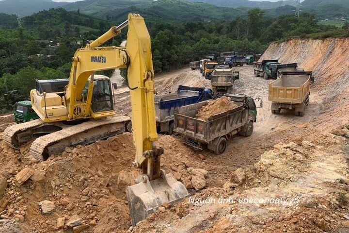 Phục hồi rừng sau khai khoáng không thể áp dụng một công thức chung cho mọi khu vực, bởi điều kiện lập địa tại mỗi loại bãi thải có sự khác biệt lớn.