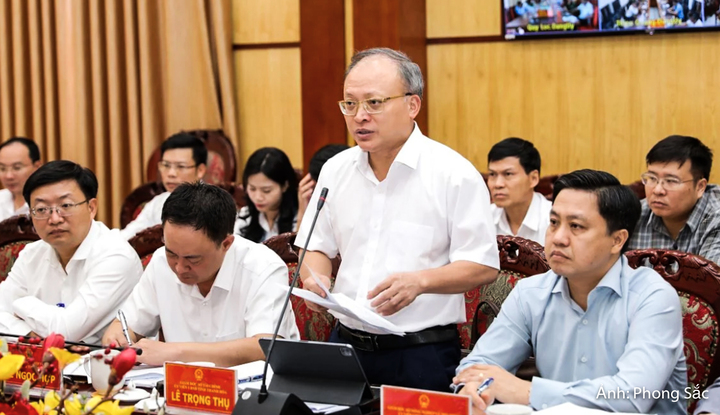 Giám đốc Sở Tài chính Lê Trọng Thụ phát biểu tại hội nghị.