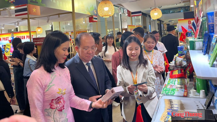 Các chương trình xúc tiến thương mại trong và ngoài nước hiệu quả giúp doanh nghiệp tăng doanh thu ở cả mảng bán lẻ và xuất nhập khẩu