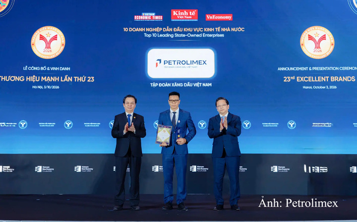 Tập đoàn Xăng dầu Việt Nam (Petrolimex) được vinh danh “Doanh nghiệp dẫn đầu khu vực kinh tế nhà nước” tại Chương trình Thương hiệu mạnh 2026