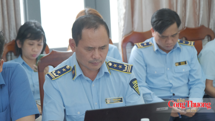 Ông Trần Kiều Hưng, Chi cục trưởng Chi cục Quản lý thị trường tỉnh Khánh Hòa.