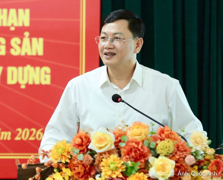 Phó Chủ tịch Thường trực UBND tỉnh Thanh Hóa Mai Xuân Liêm phát biểu tại hội nghị.