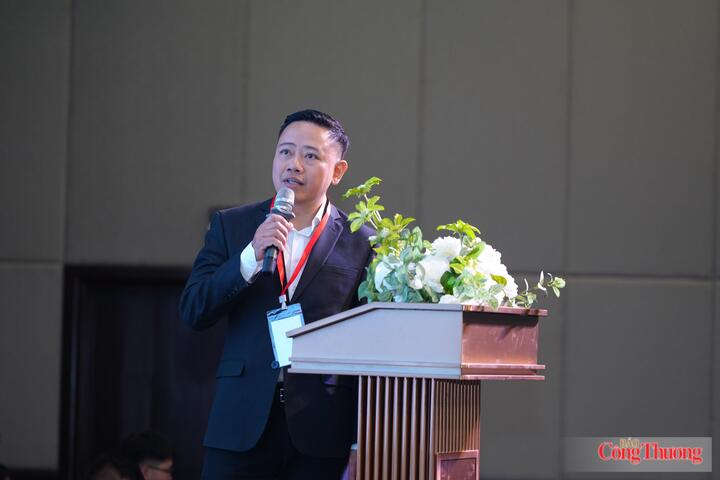 Ông Trần Minh Thắng, Trưởng phòng Chính sách xúc tiến thương mại, Cục Xúc tiến thương mại (Bộ Công Thương) chia sẻ tại diễn đàn.