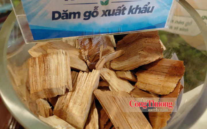 Với diện tích trồng keo lên đến 2,5 triệu ha (trong tổng số 3,5 triệu ha rừng keo toàn thế giới), Việt Nam có nguồn tài nguyên rừng trồng keo lớn, trở thành nguồn nguyên liệu chủ lực cho ngành gỗ
