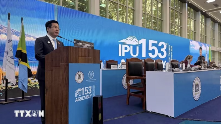 Phó Chủ tịch Quốc hội Nguyễn Hồng Diên phát biểu tại Phiên thảo luận chung cấp cao Đại hội đồng lần thứ 153 của Liên minh Nghị viện Thế giới (IPU-153). (Ảnh: Hoàng Nhương/TTXVN).