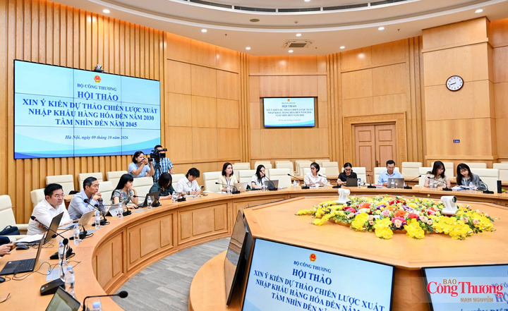 Đông đảo đại diện bộ, ngành, hiệp hội, doanh nghiệp tham dự hội thảo.