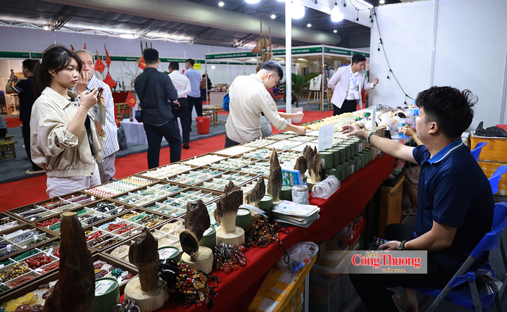 Hanoi Giftshow 2026 giới thiệu tinh hoa thủ công mỹ nghệ từ nhiều địa phương.