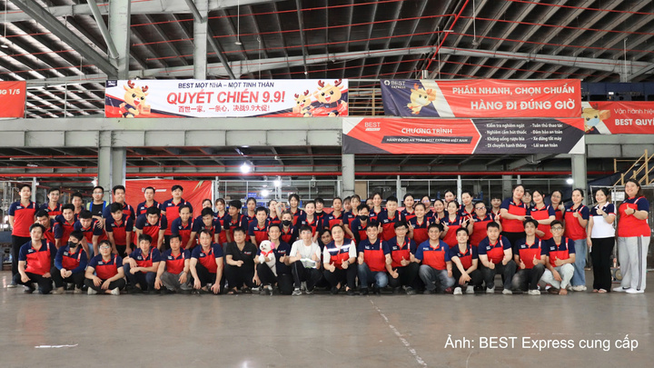 Sự kiện mừng sinh nhật BEST Inc. Việt Nam tại trung tâm phân loại TP. Hồ Chí Minh.