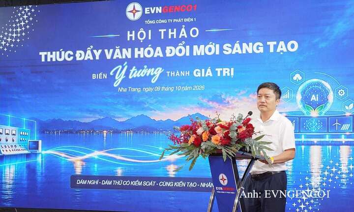 Ông Nguyễn Tiến Khoa, Chủ tịch HĐTV EVNGENCO1 phát biểu khai mạc Hội thảo, nhấn mạnh vai trò của đổi mới sáng tạo trong vận hành và quản trị