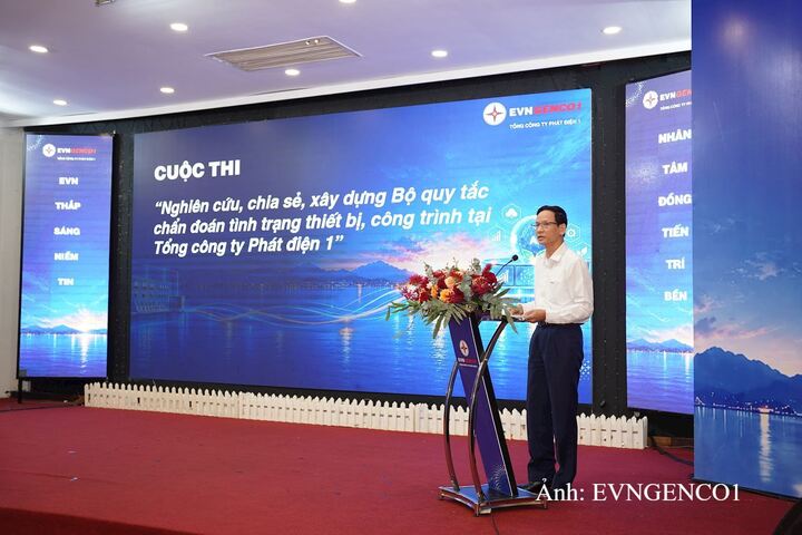 Ông Trần Doãn Thành - Chủ tịch Công đoàn EVNGENCO1 phát động cuộc thi xây dựng Bộ quy tắc chẩn đoán tình trạng thiết bị, công trình